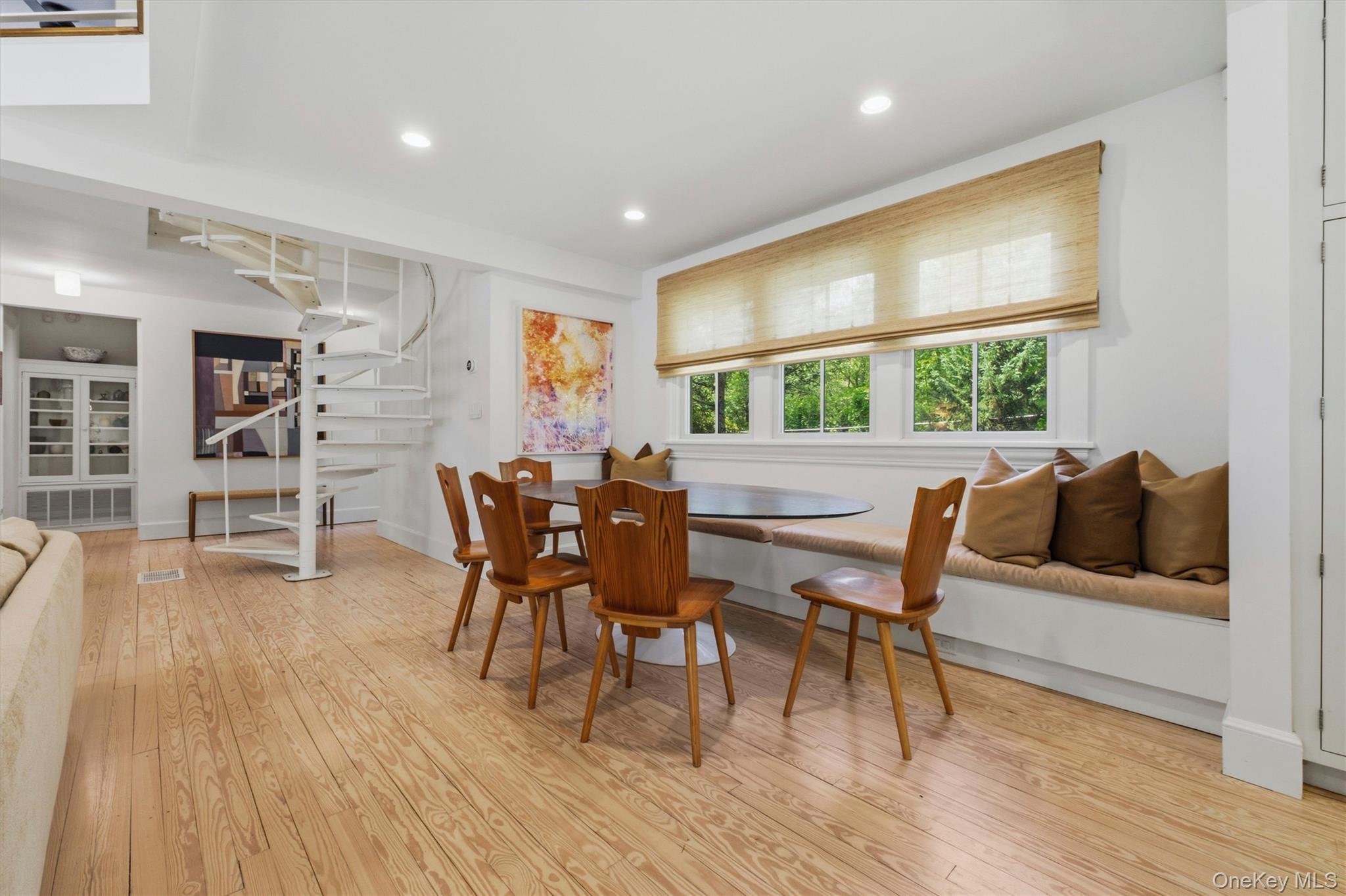 174 Lake Shore Road – For Sale photo 8
