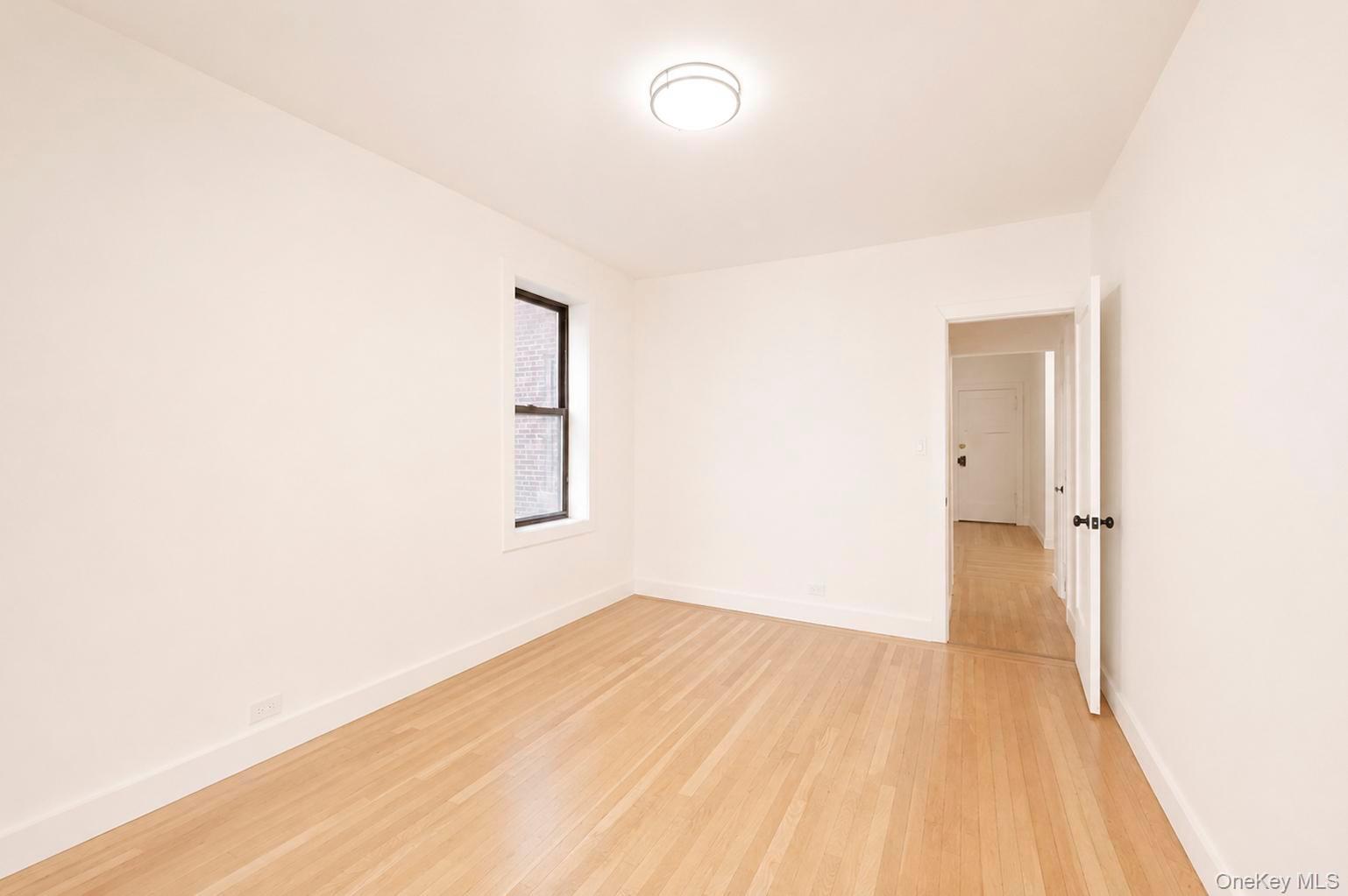 2925 Matthews Avenue, Unit 2H photo 20