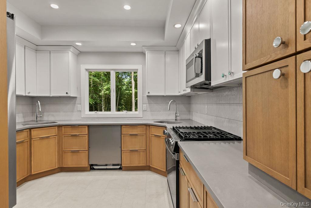 142 N Little Tor Road – For Sale photo 18