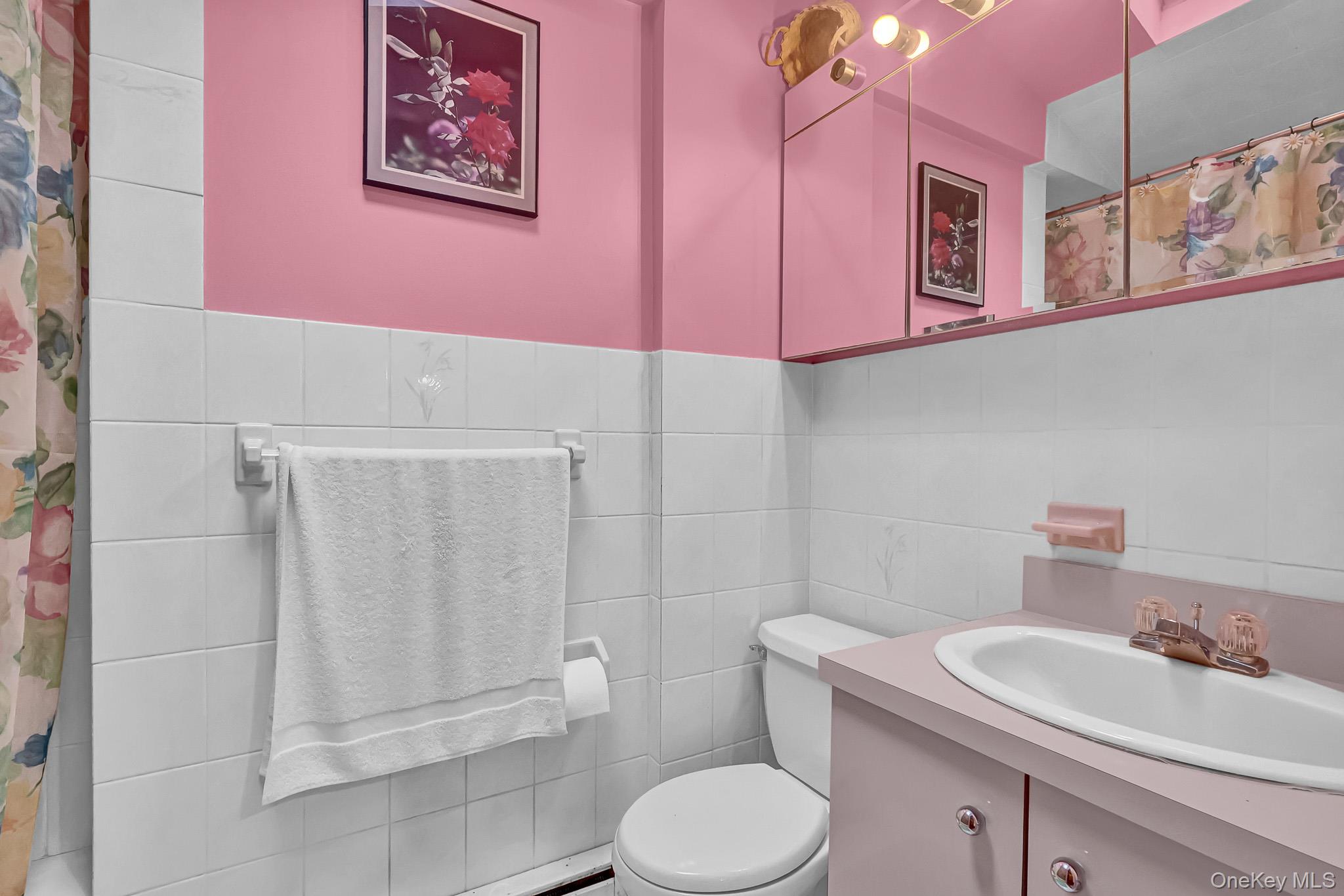 709 Clinton Street – For Sale photo 18