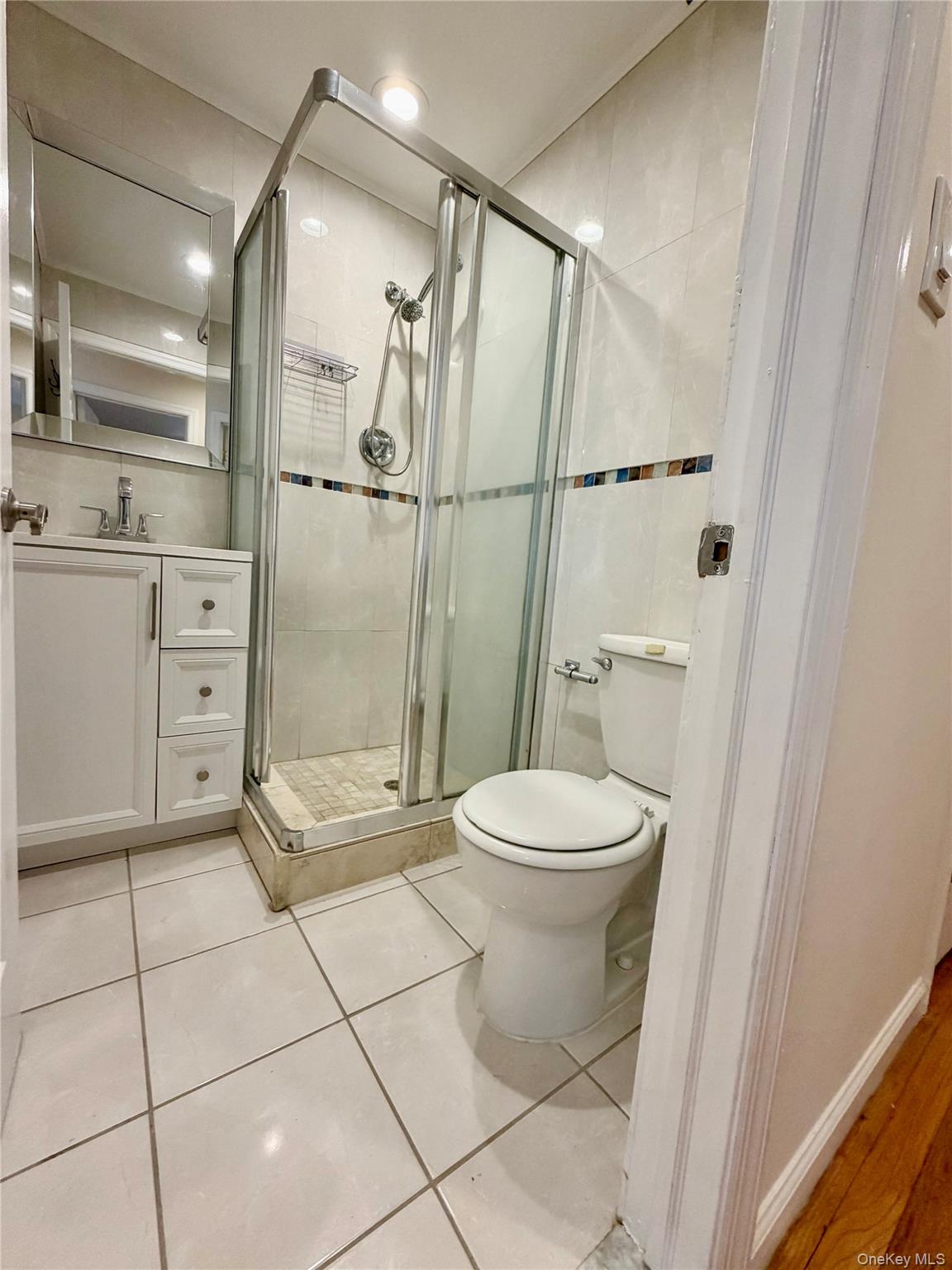 5 Elm Street – For Rent photo 12