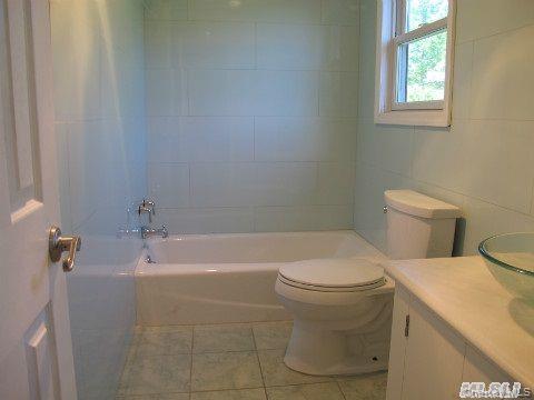 5 Elm Street – For Rent photo 11