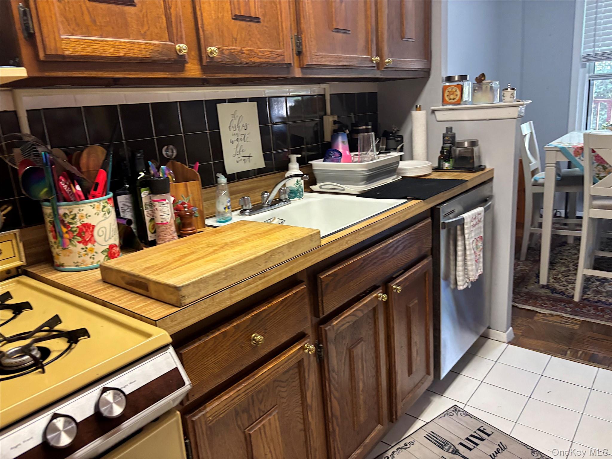 315 W 232nd Street, Unit 2M photo 5