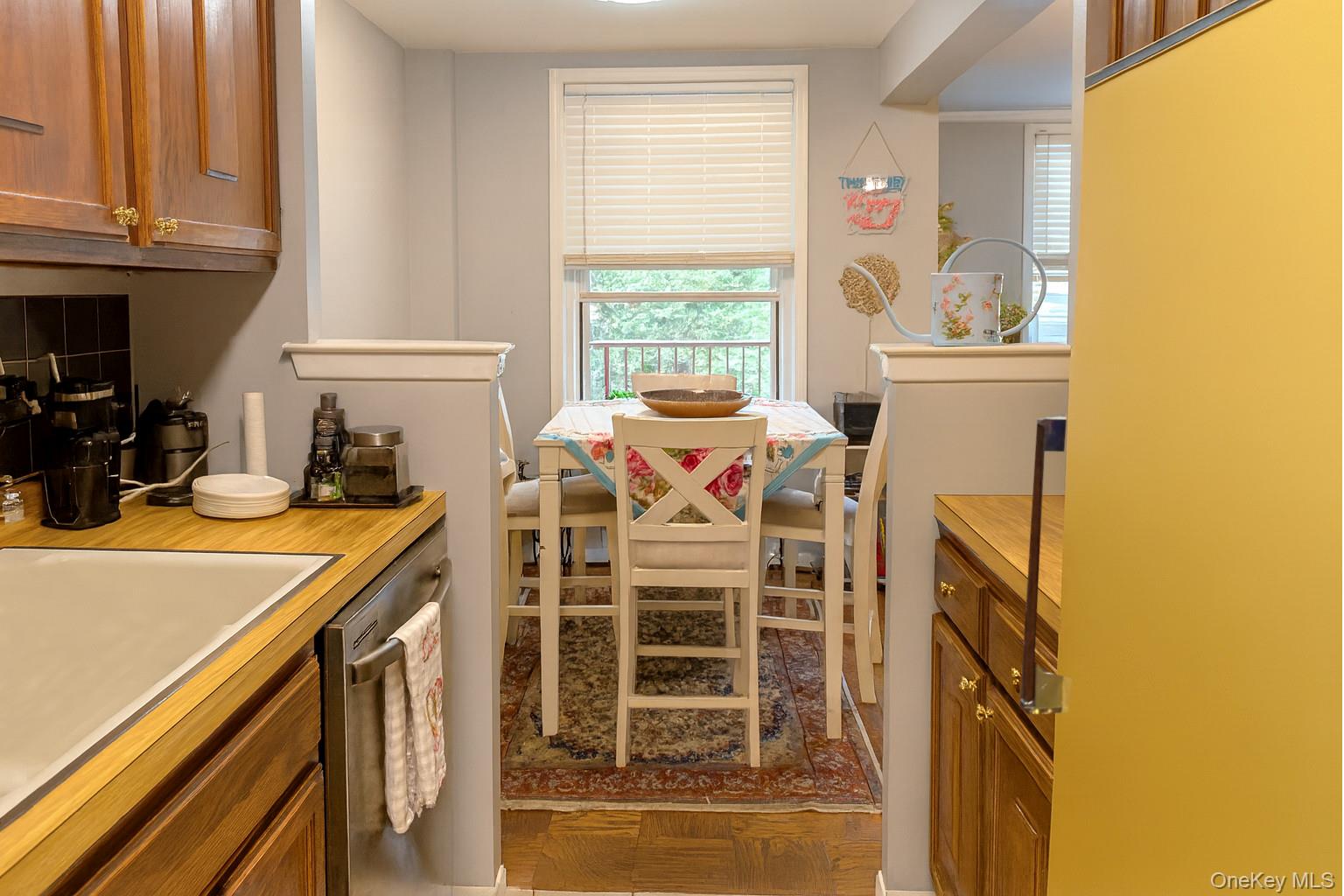 315 W 232nd Street, Unit 2M photo 4