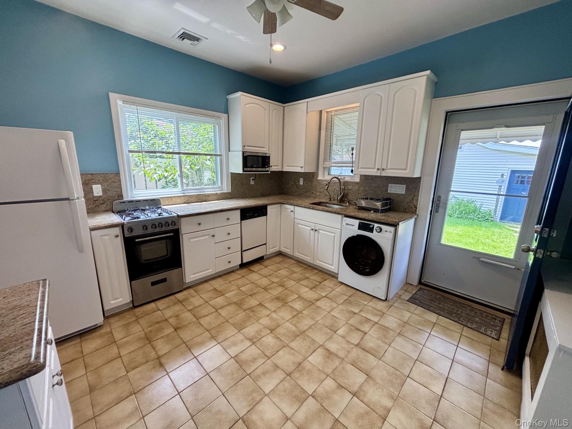 42 Bella Vista Avenue – For Rent photo 3