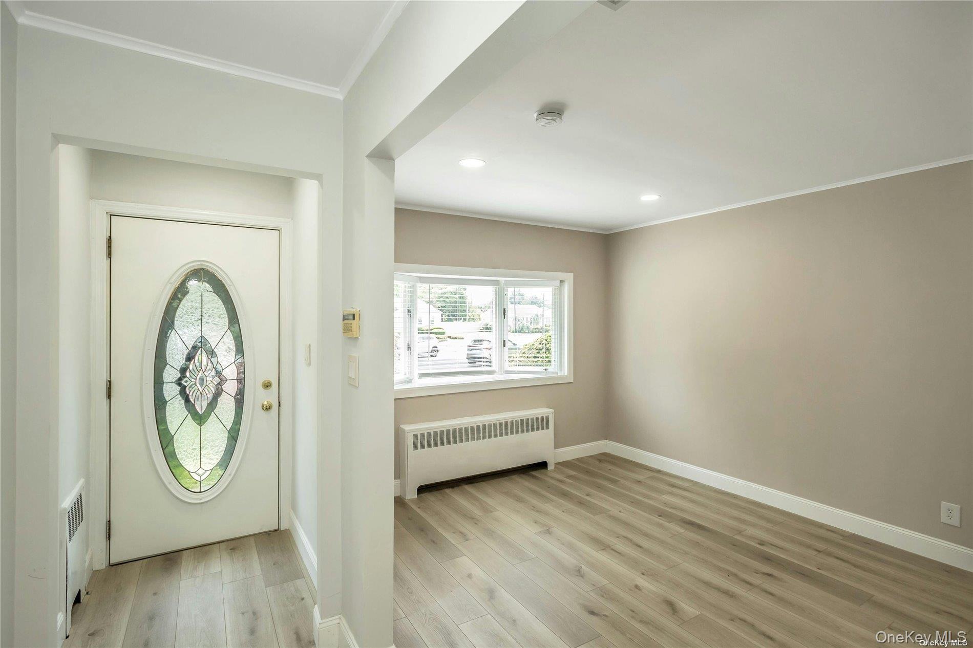 83 Knickerbocker Road – For Rent photo 4