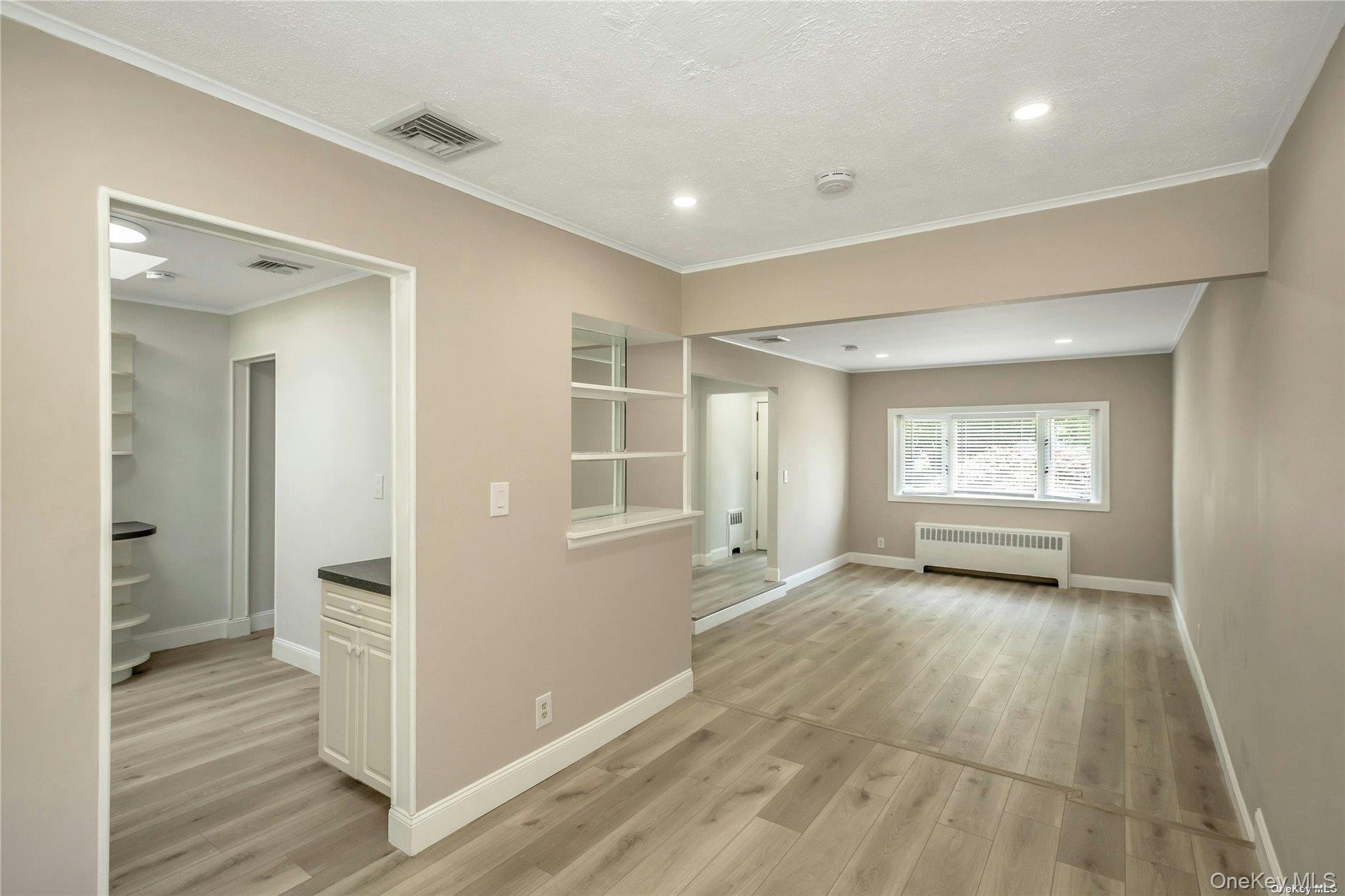 83 Knickerbocker Road – For Rent photo 9