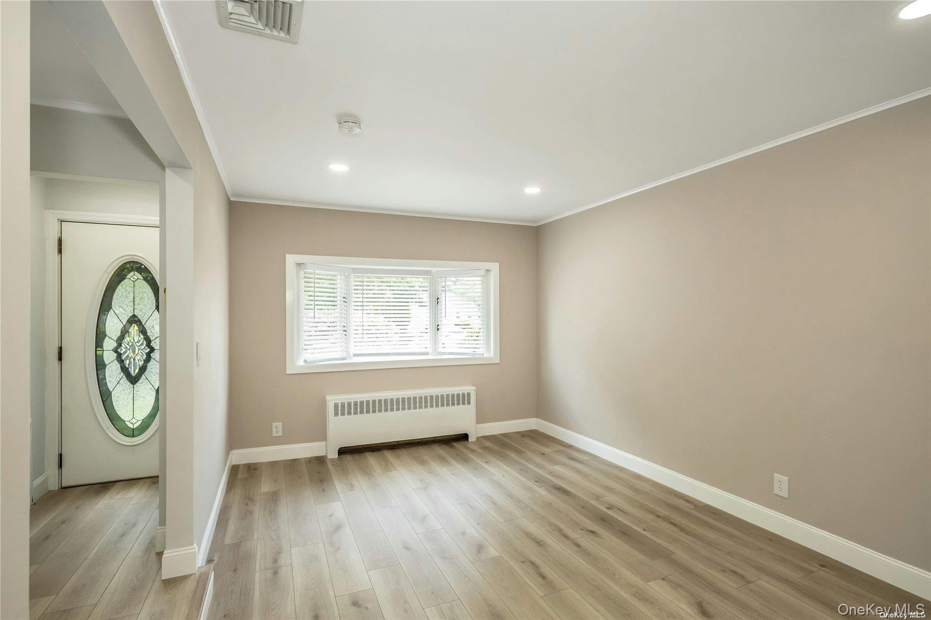 83 Knickerbocker Road – For Rent photo 5