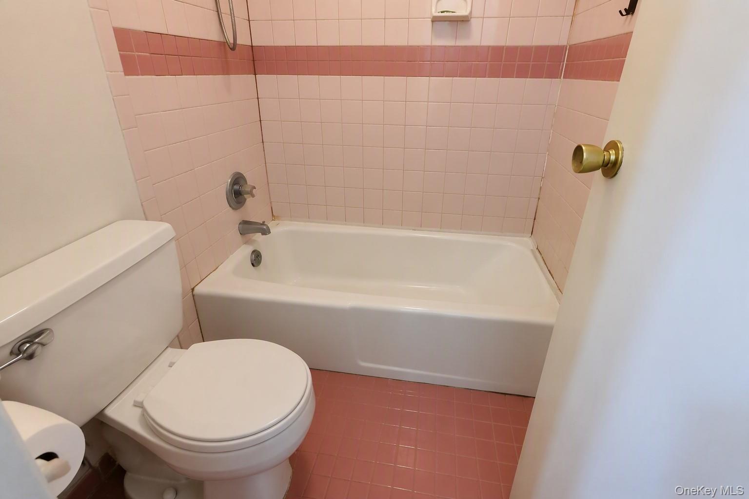 1101 Midland Avenue, Unit 228 photo 19