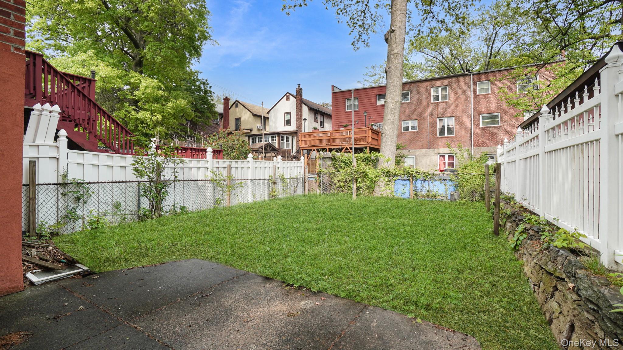 2436 Seymour Avenue – For Sale photo 3