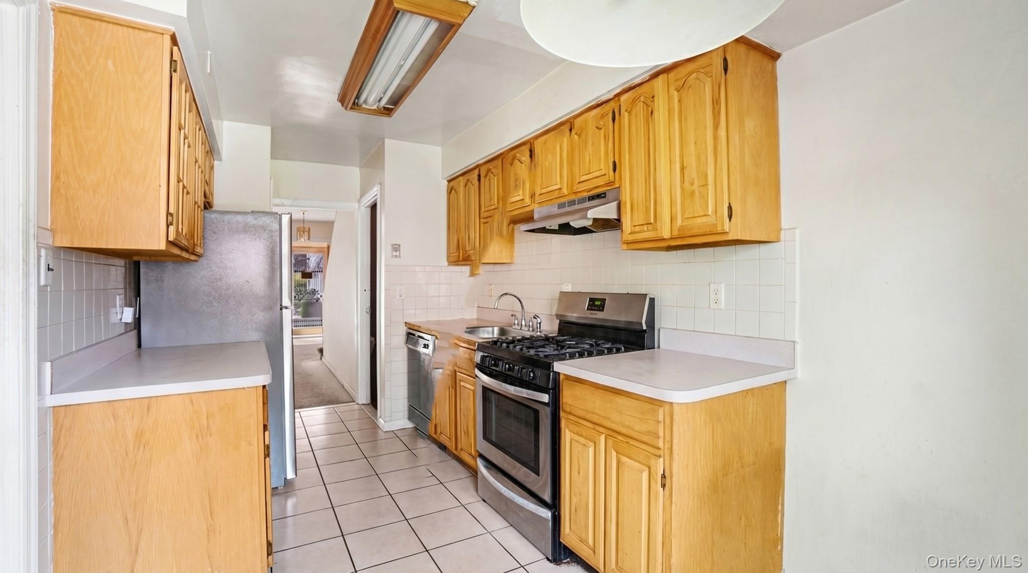 2436 Seymour Avenue – For Sale photo 28
