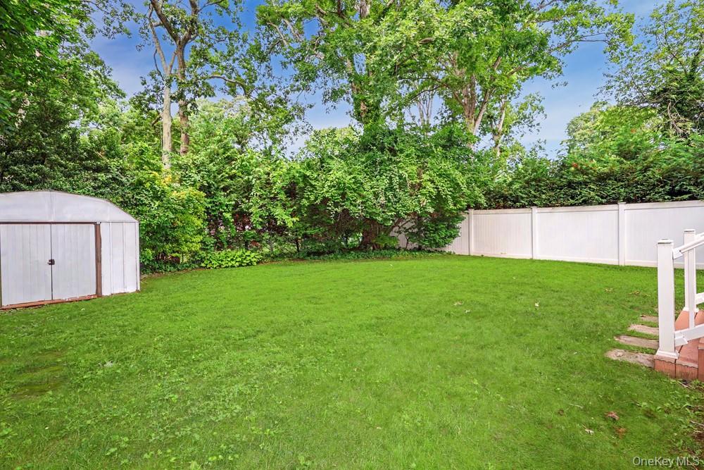 555 N Windsor Avenue – For Sale photo 29