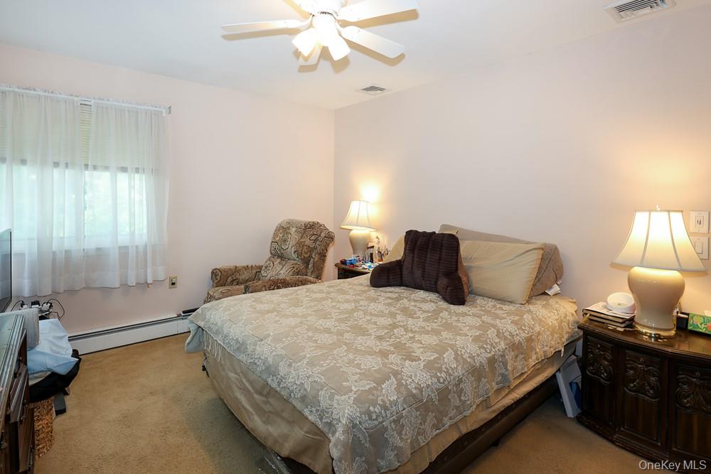 555 N Windsor Avenue – For Sale photo 15