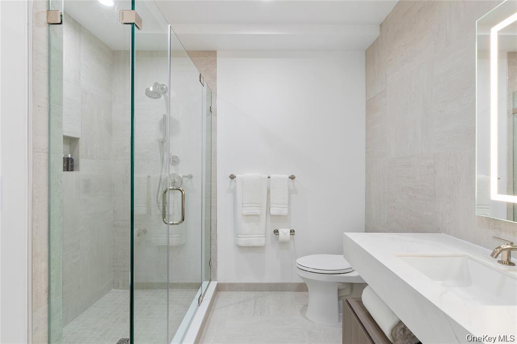 100 Boardwalk, Unit L4A photo 17