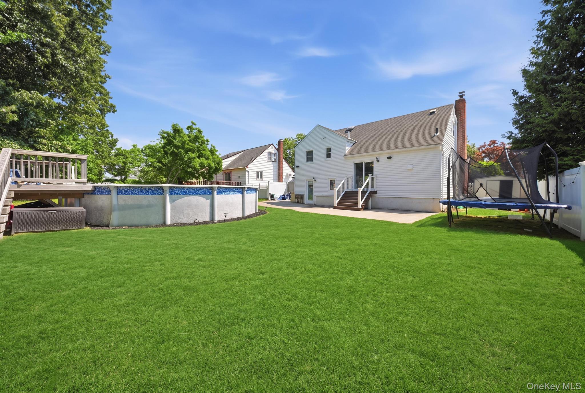 422 Park Lane – For Sale photo 4