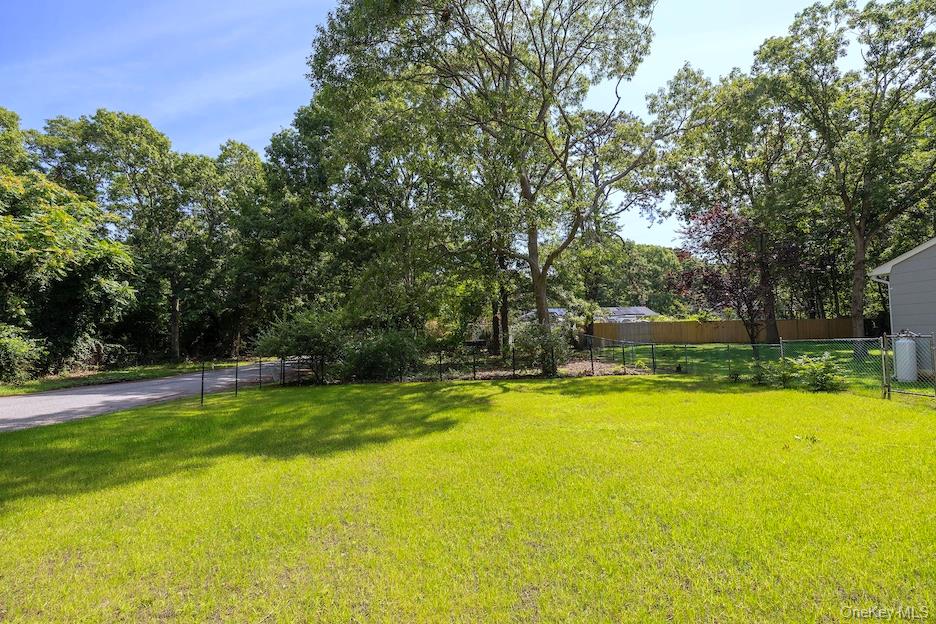 18 EASTERLY Road – For Sale photo 17