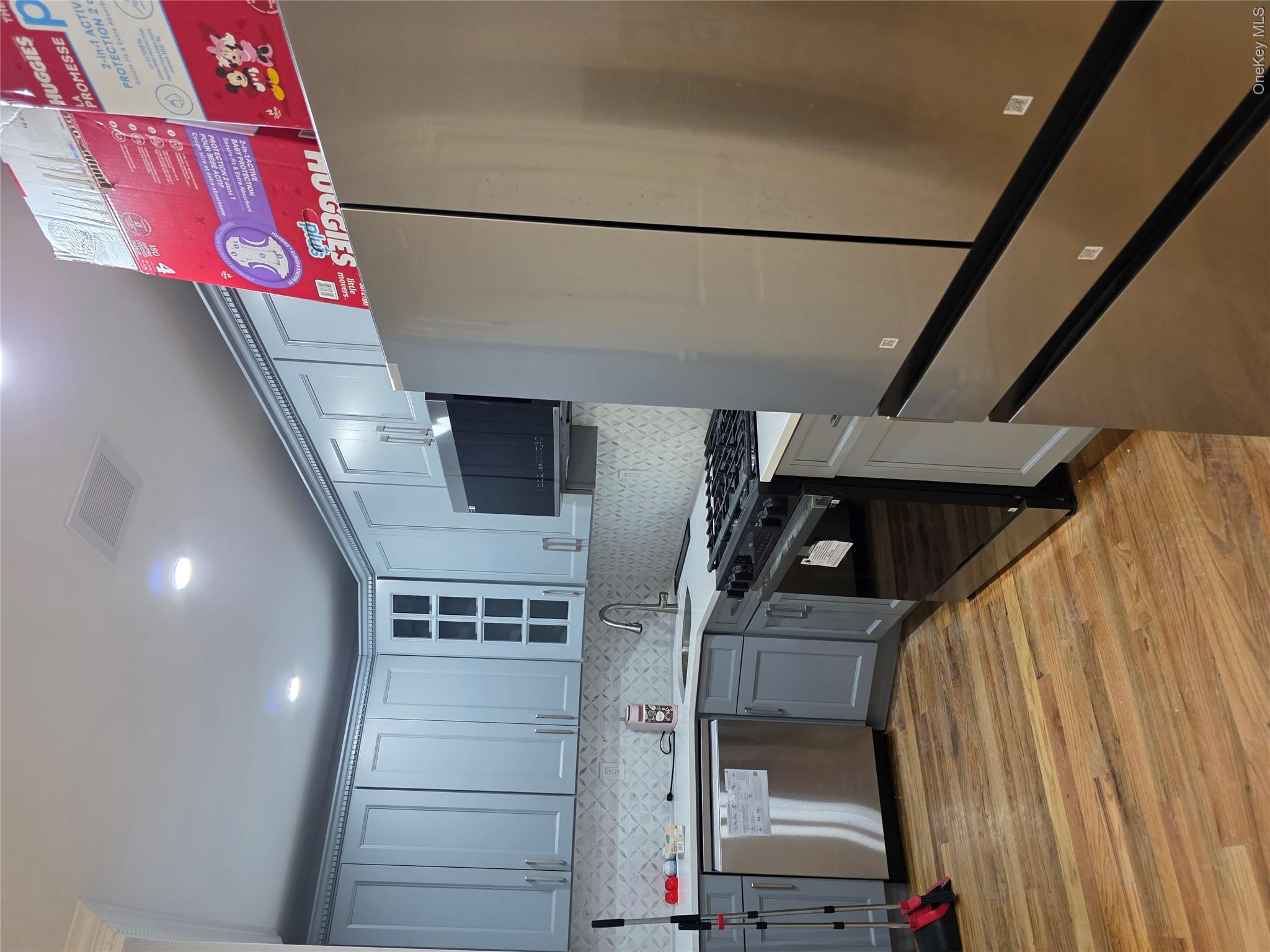 9112 Park Lane S, Unit 1 photo 3