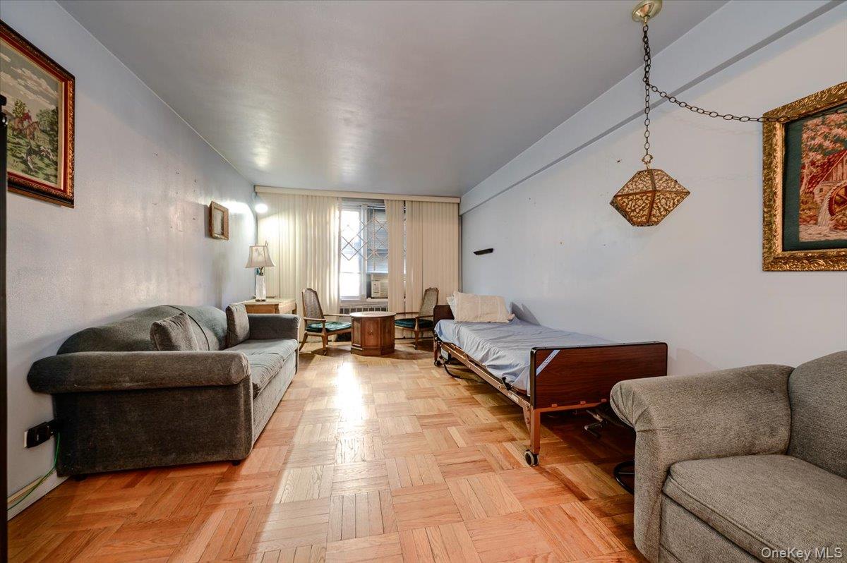 33-44 93rd Street, Unit 1-P photo 4