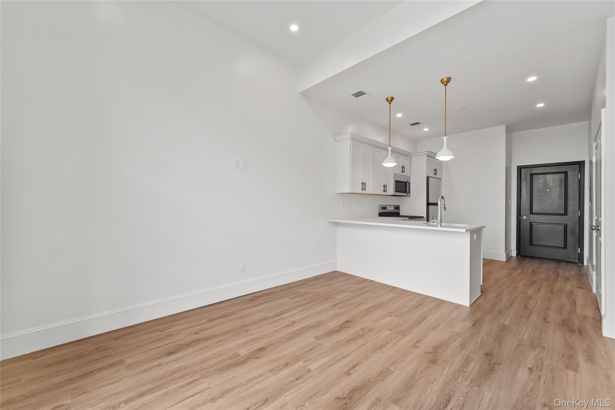 48 North Street, Unit 302 photo 4
