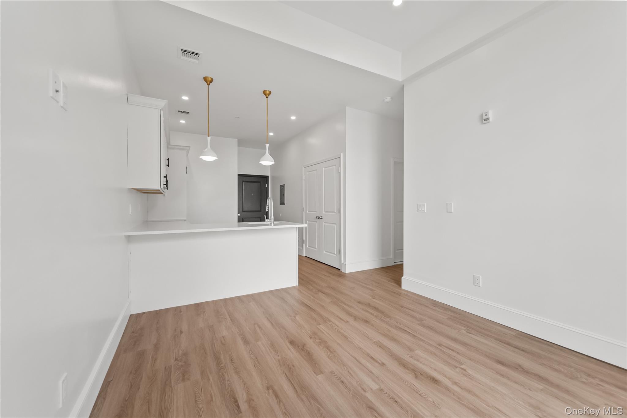 48 North Street, Unit 302 photo 6