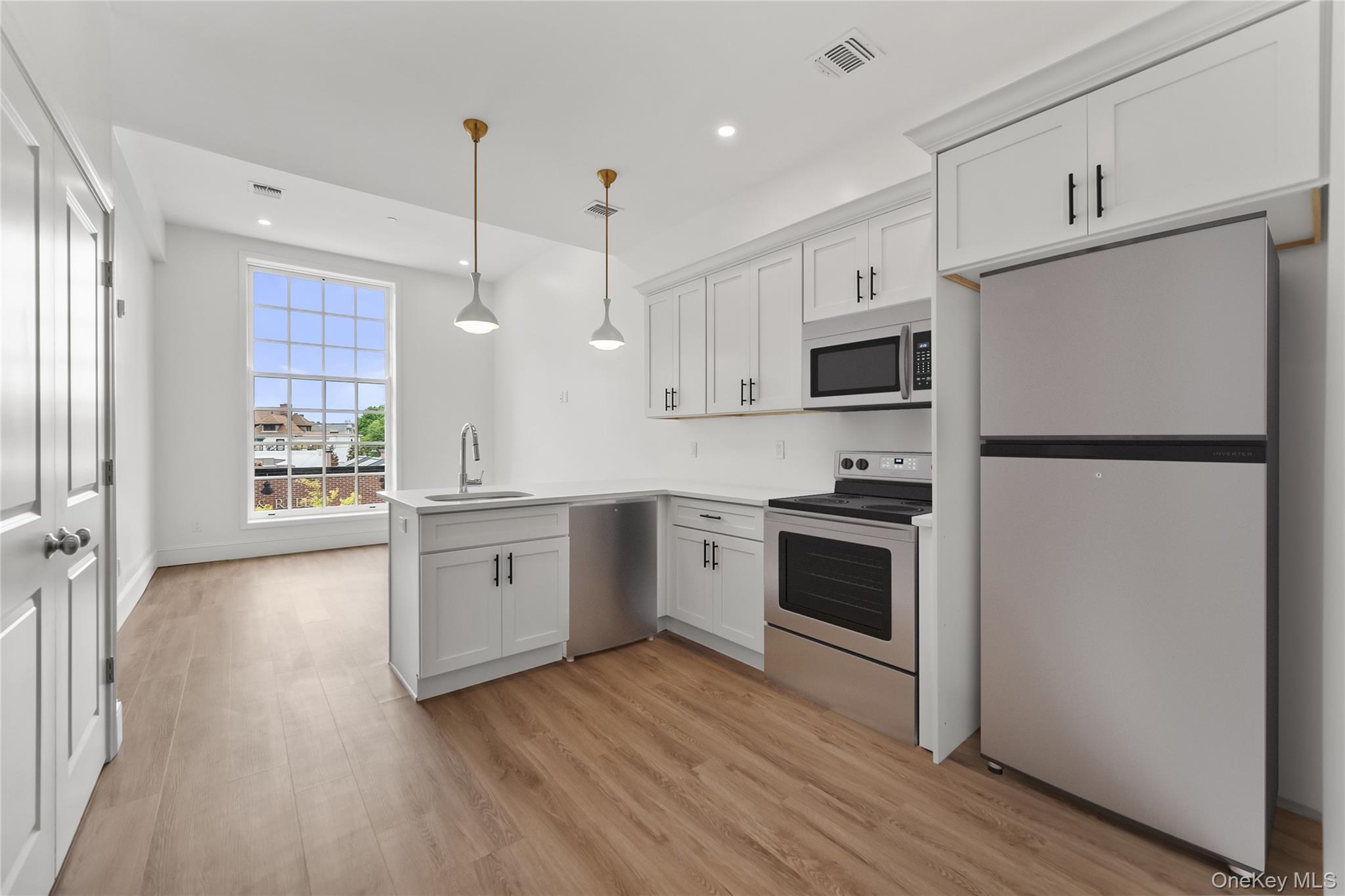 48 North Street, Unit 302