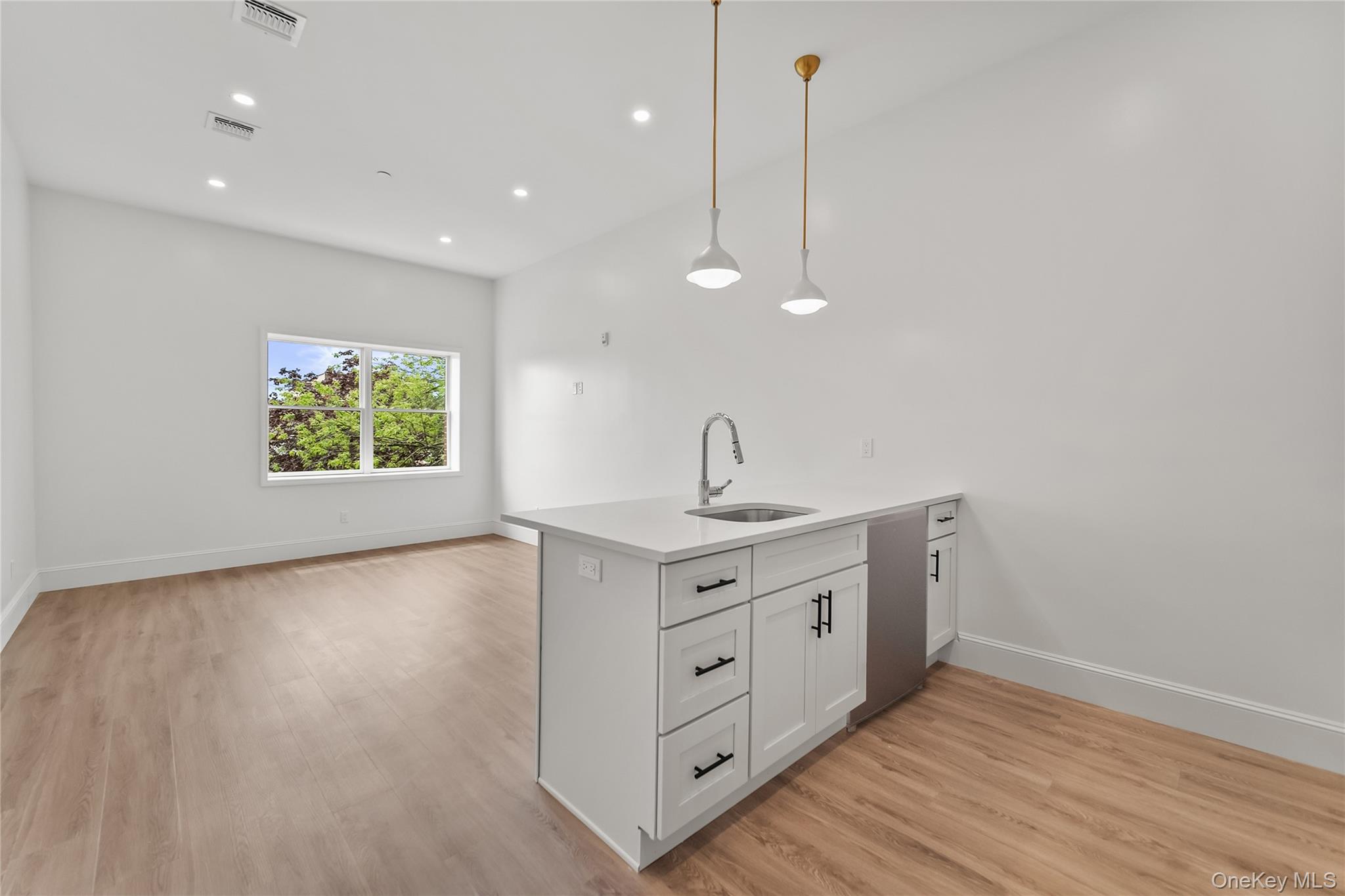 48 North Street, Unit 304 photo 5