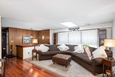 38 W Taconic Road – For Sale photo 4