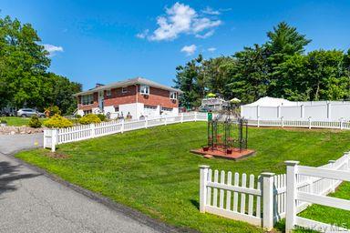 38 W Taconic Road – For Sale photo 30
