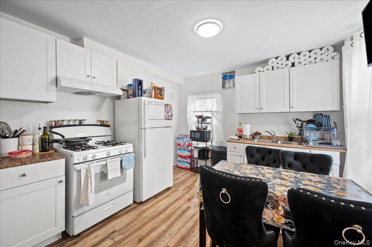 114-116 Ferris Avenue – For Sale photo 14