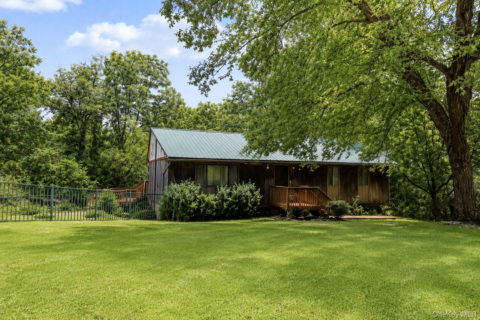 28 Sunrise Terrace – For Sale