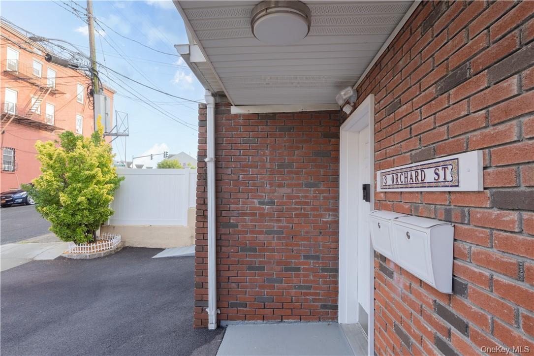 3 Orchard Street – For Sale photo 13