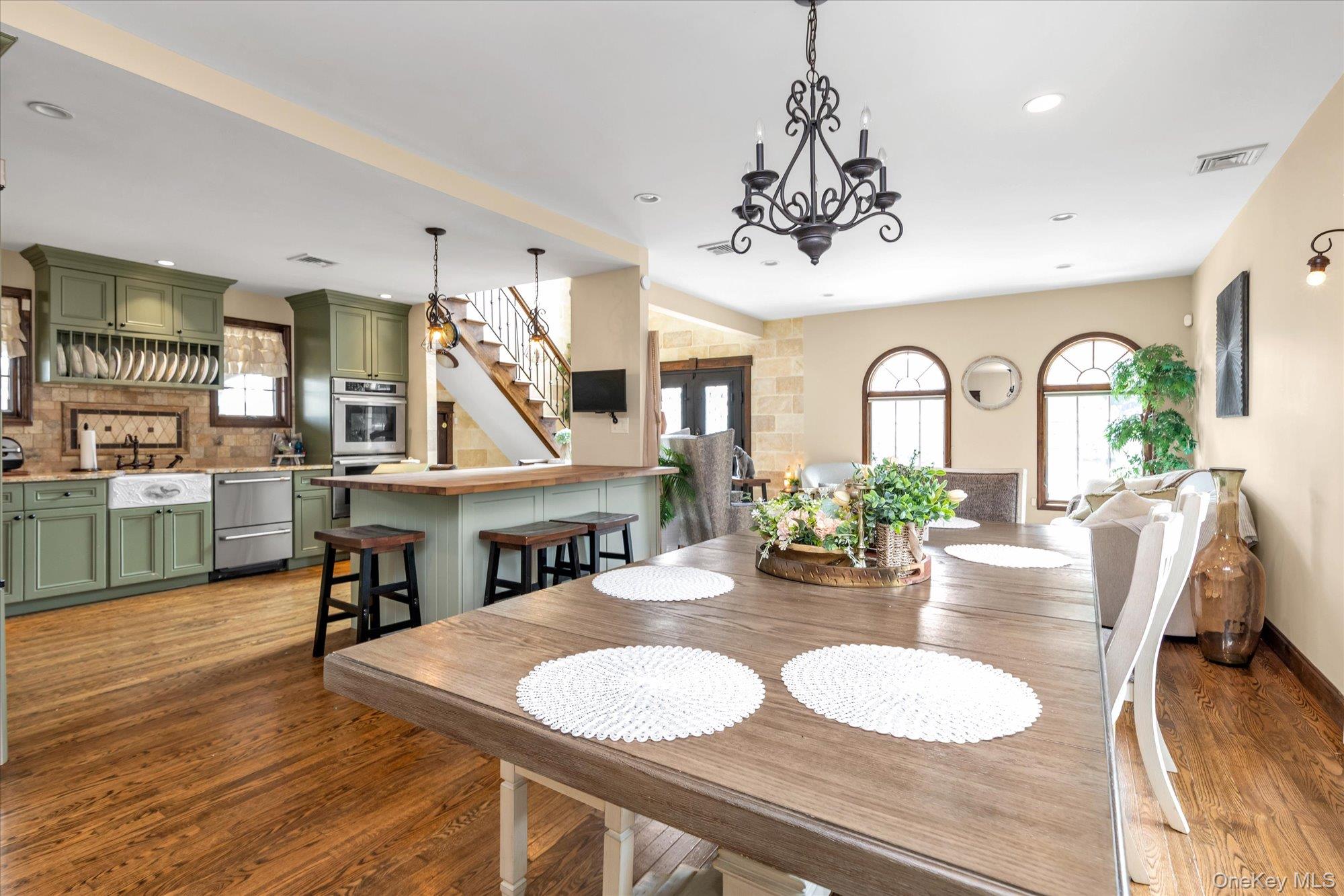1789 Stuyvesant Avenue – For Sale photo 7