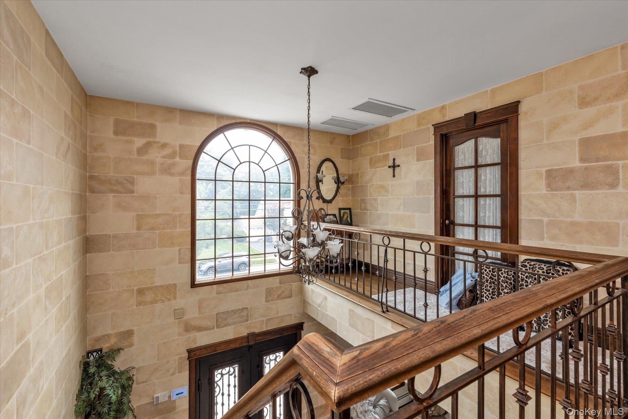 1789 Stuyvesant Avenue – For Sale photo 14