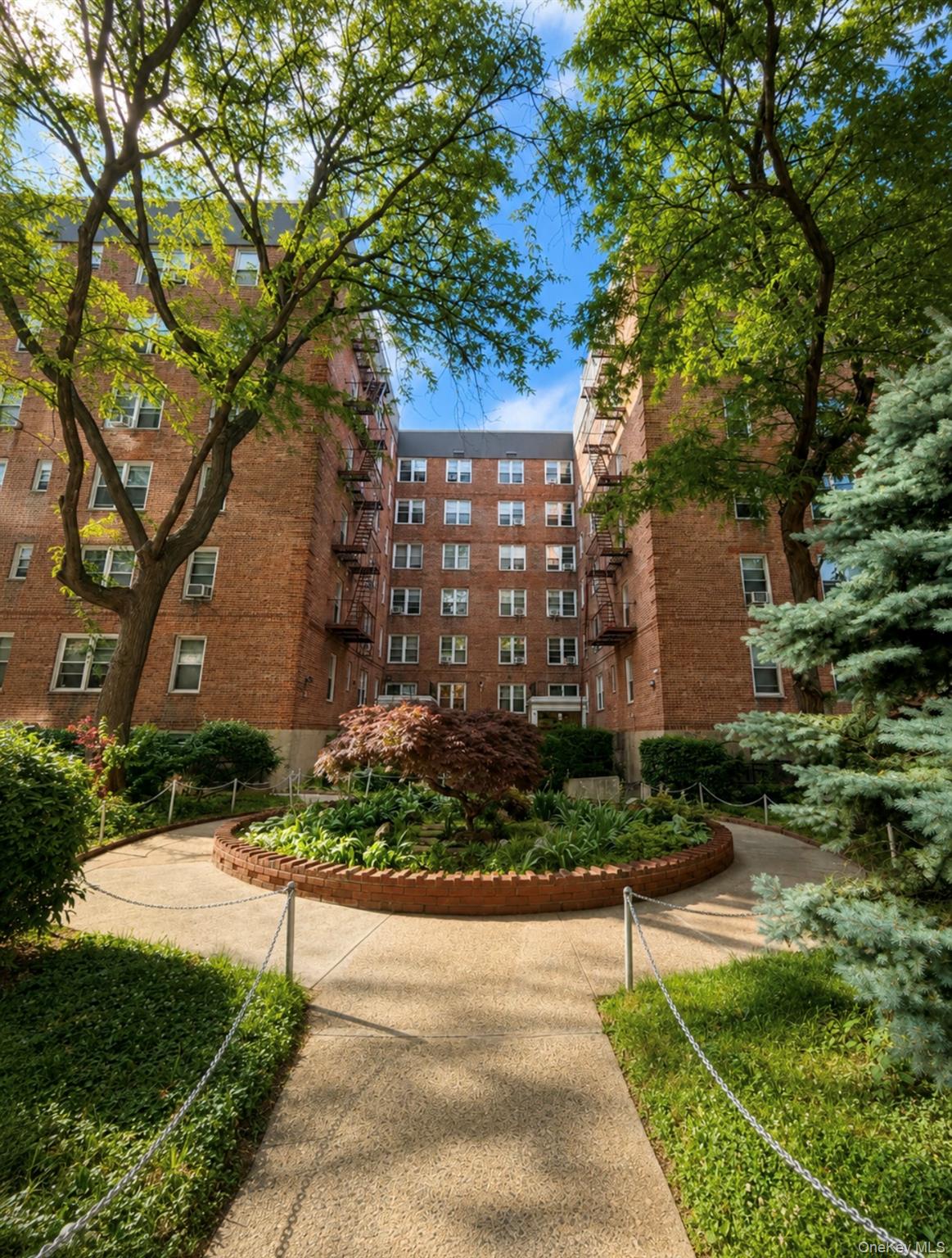 14435 Sanford Avenue, Unit 1 photo 7