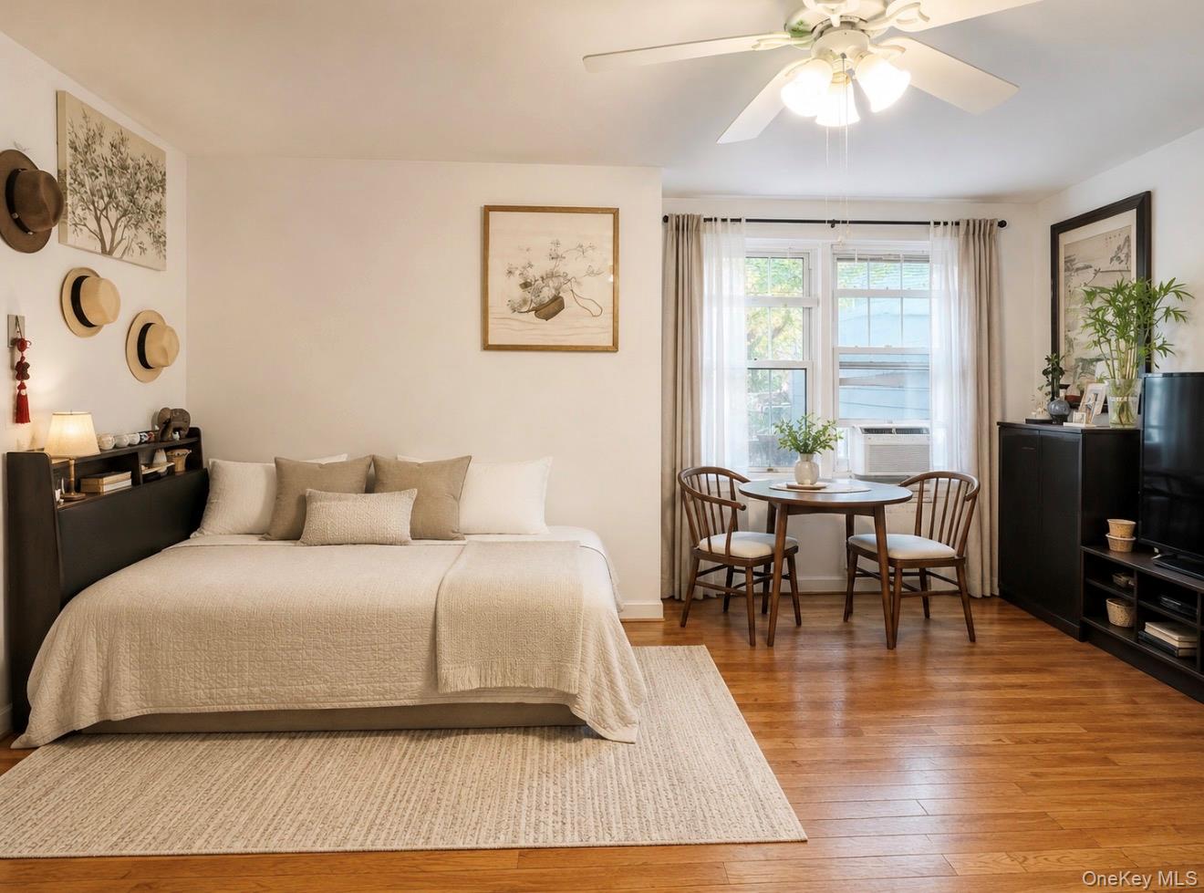 14435 Sanford Avenue, Unit 1