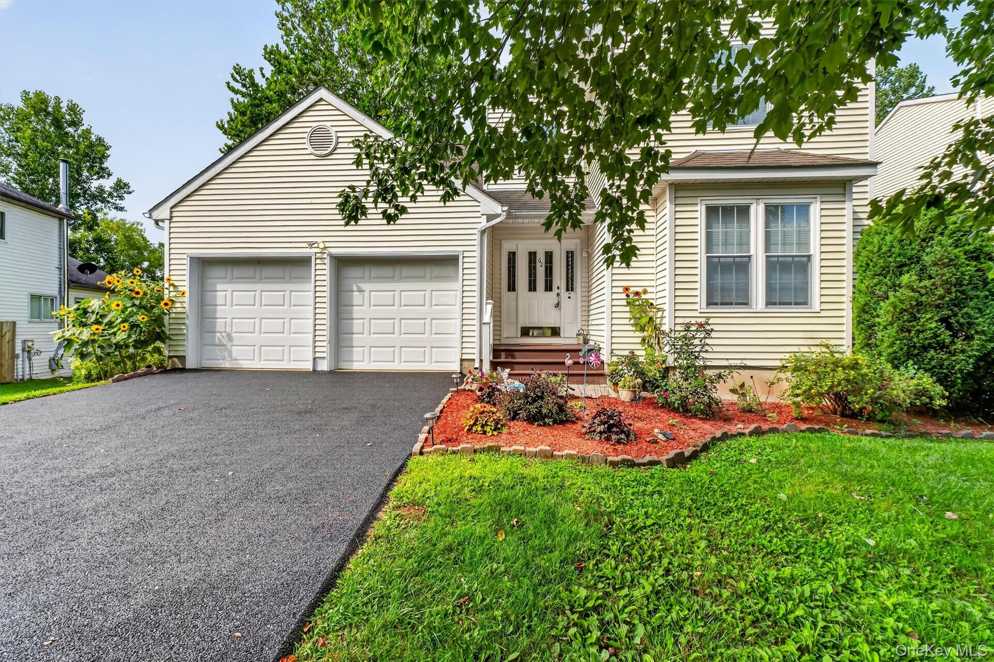 62 Meadowbrook Court – For Sale photo 2