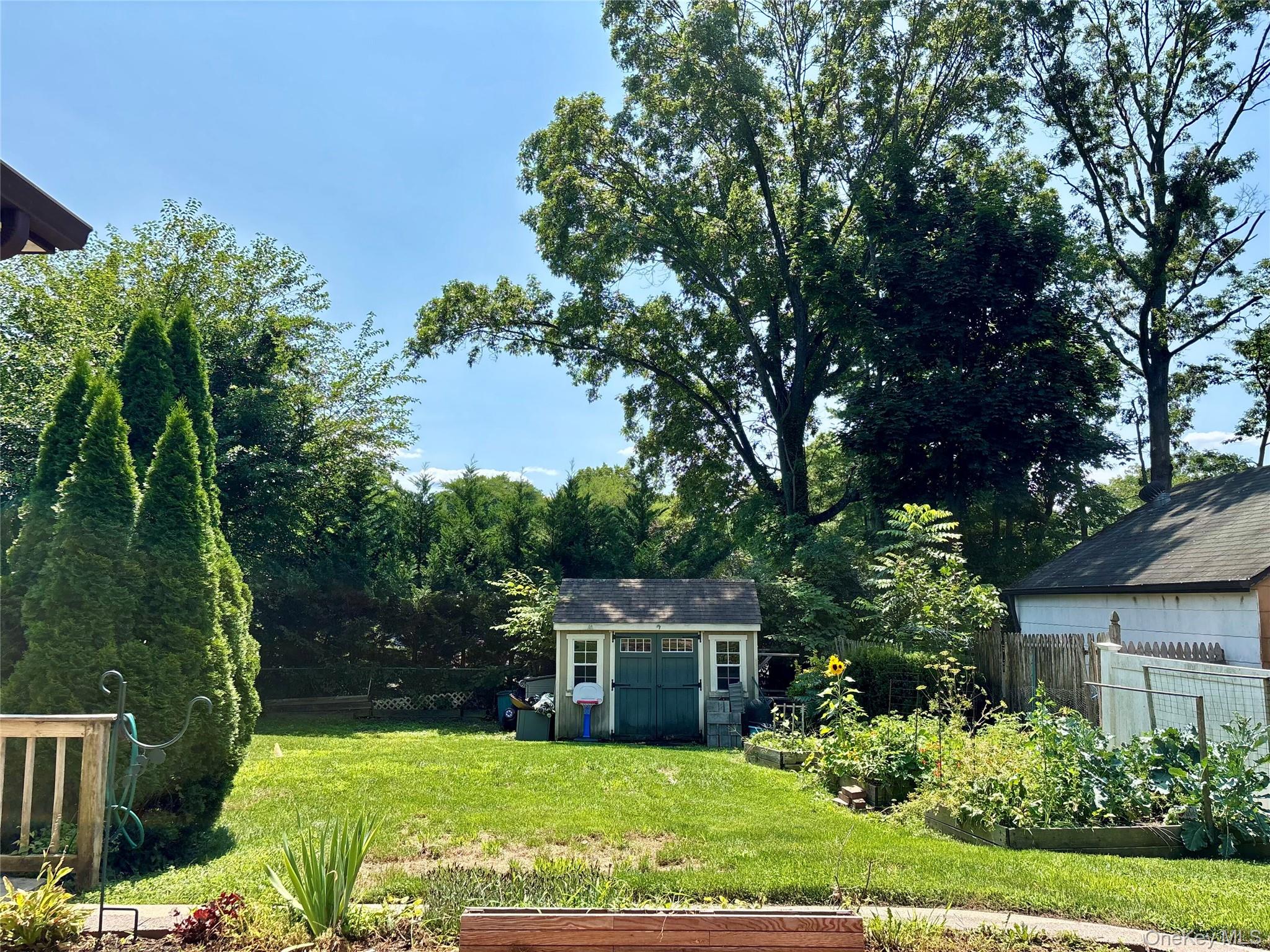17 Alex Lane – For Rent photo 5