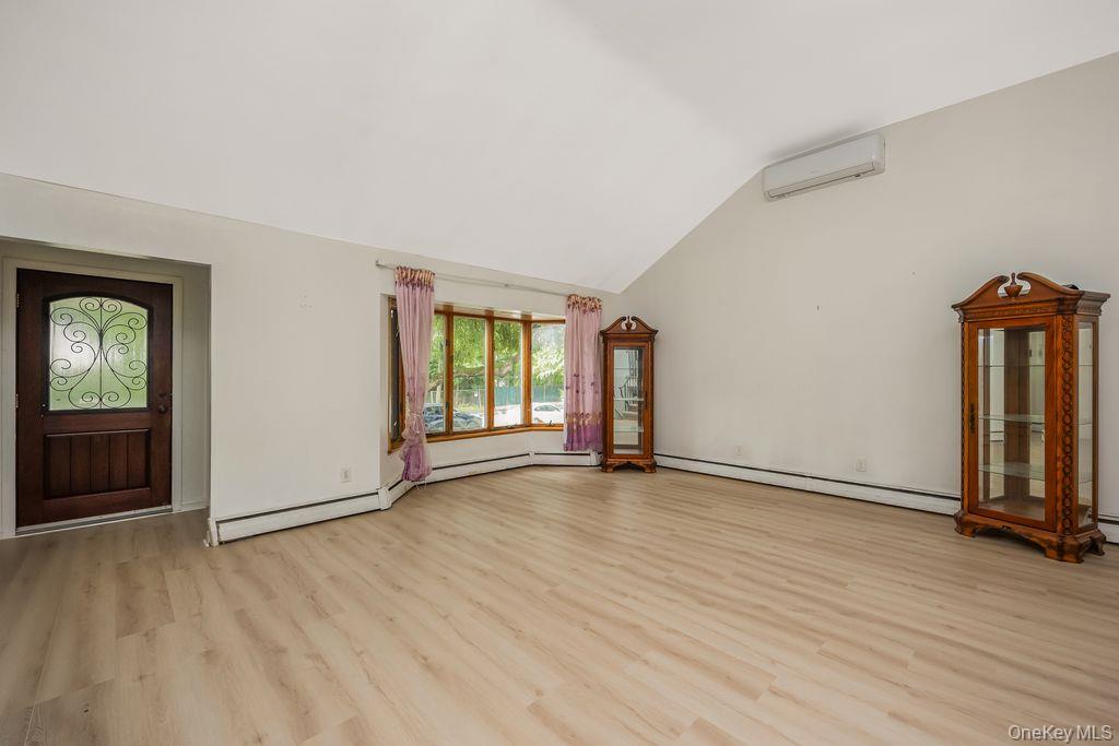 6 Village Drive – For Sale photo 4