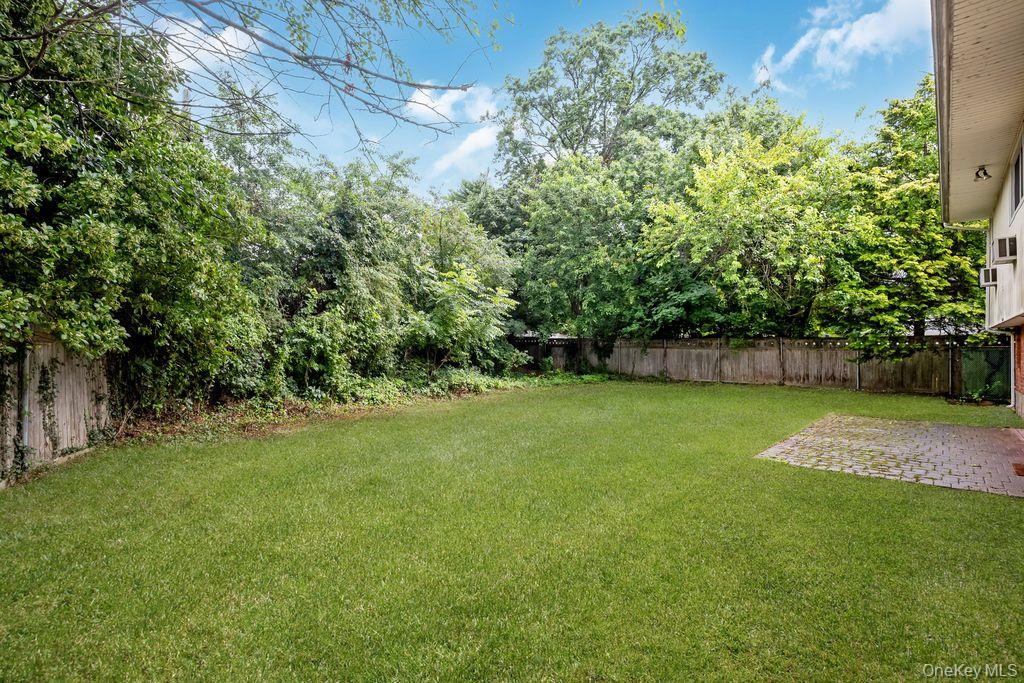 6 Village Drive – For Sale photo 26