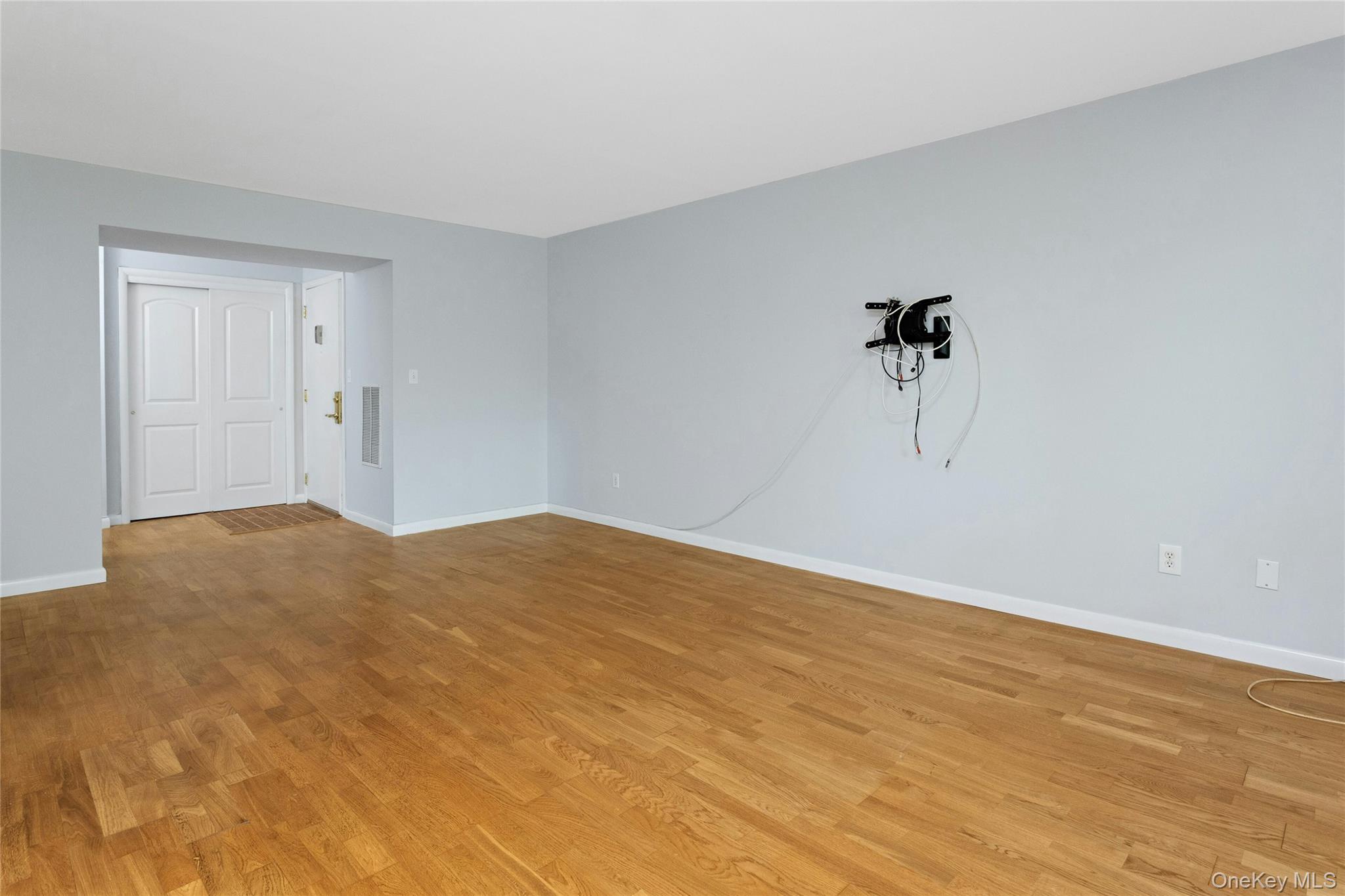 90 Molly Pitcher Lane, Unit F photo 15