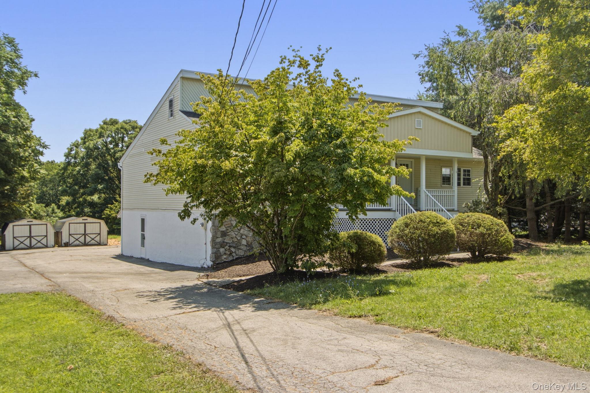 83 Smith Road – For Sale photo 2