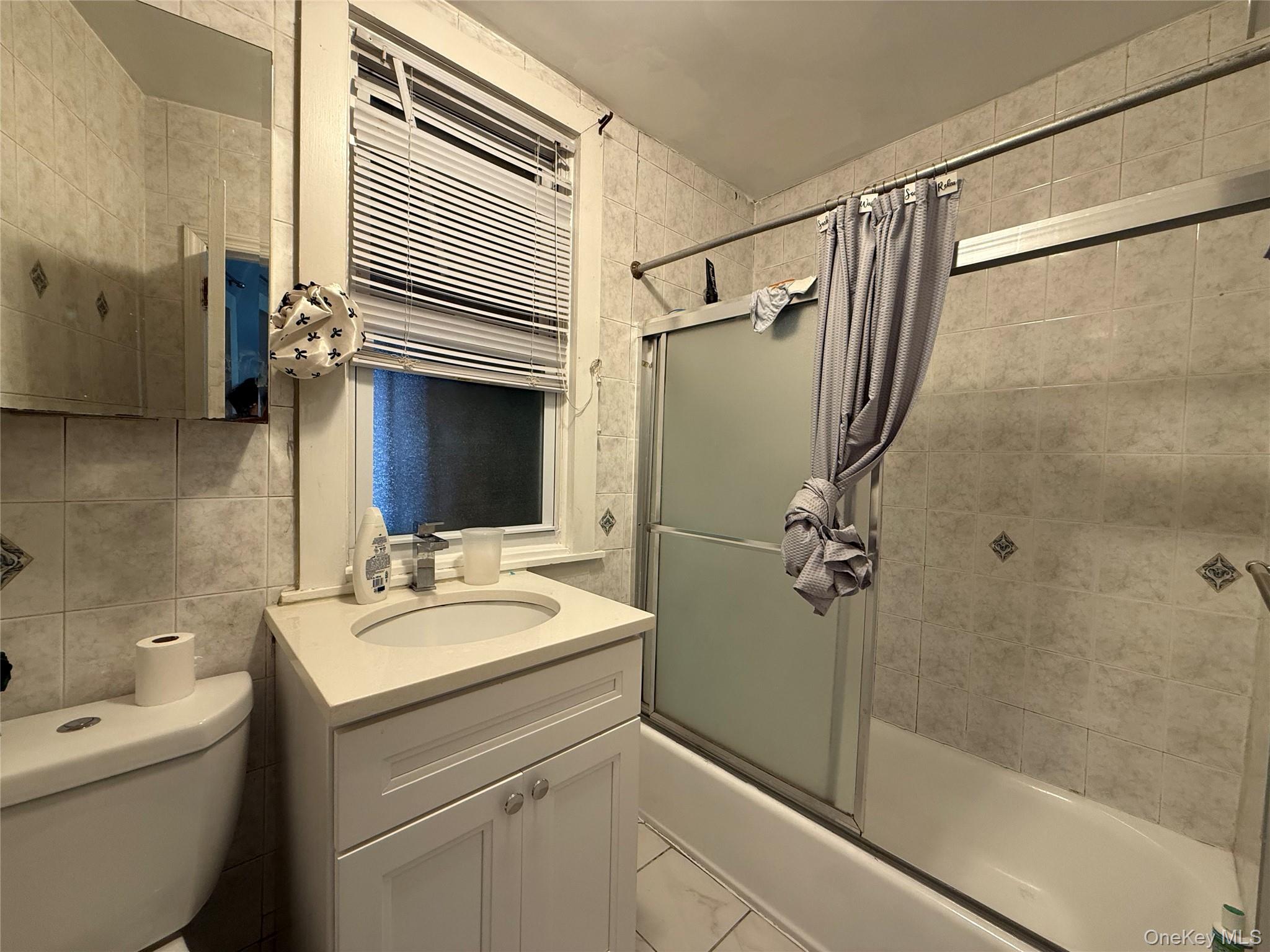 102-08 39th Avenue – For Sale photo 12