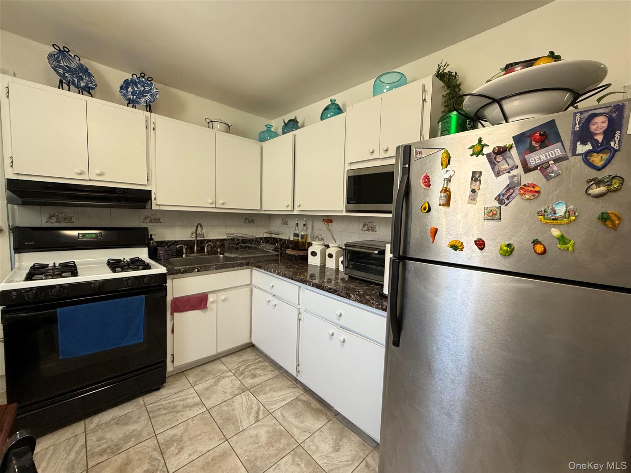 102-08 39th Avenue – For Sale photo 4