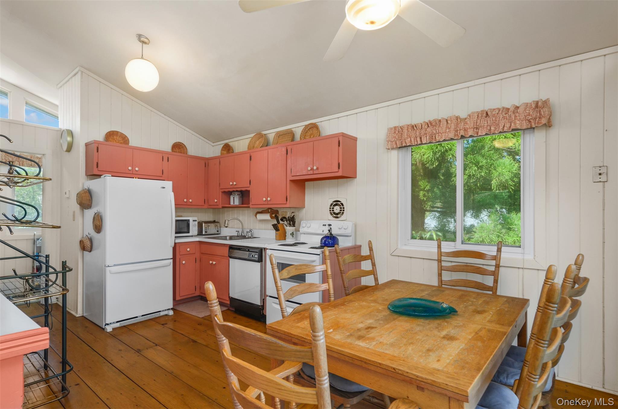 11 Devon Road – For Sale photo 9