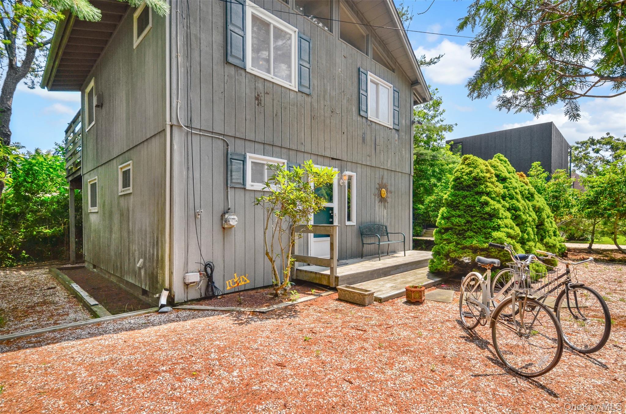 11 Devon Road – For Sale photo 3
