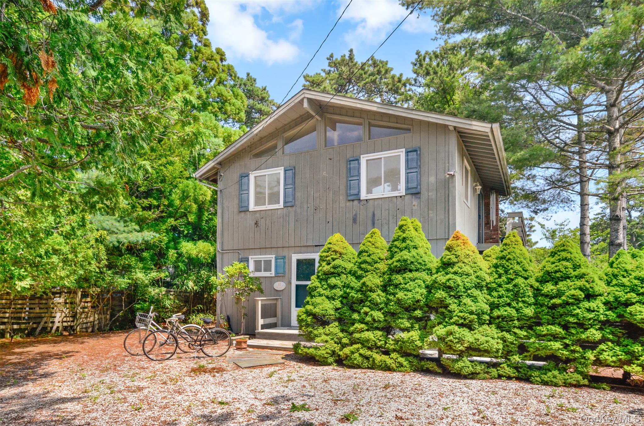 11 Devon Road – For Sale photo 2