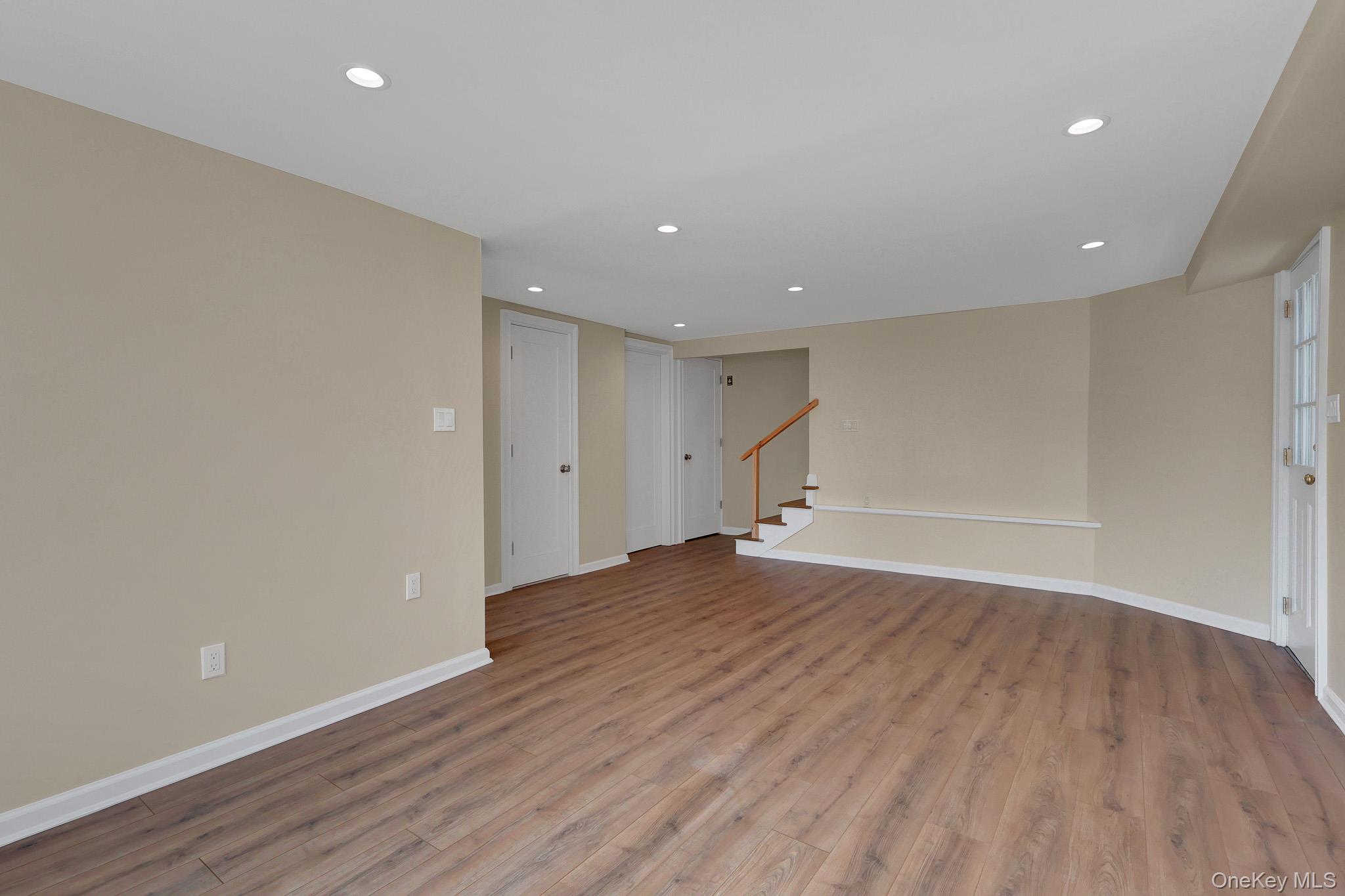 12 Ocean Boulevard – For Rent photo 14
