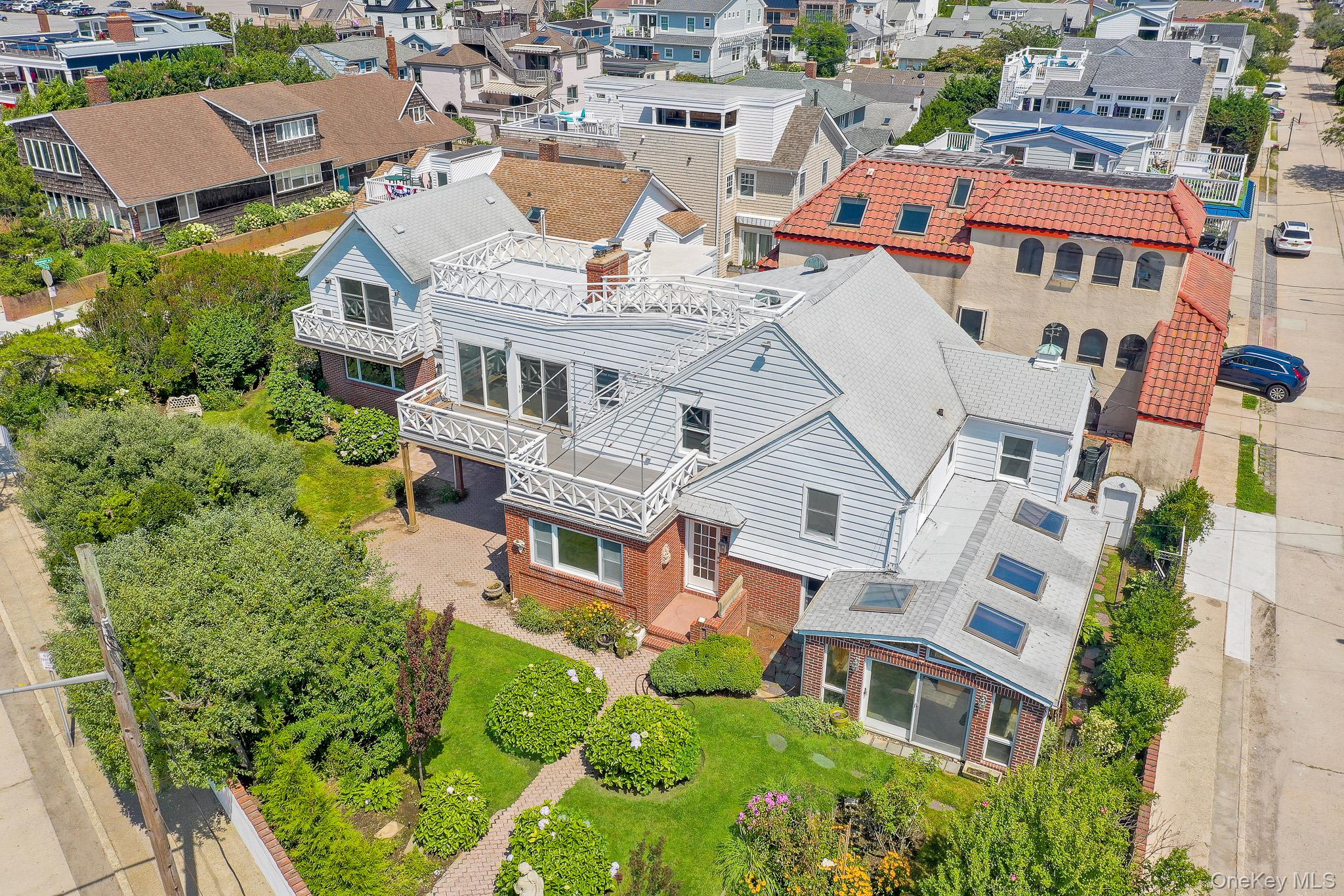 12 Ocean Boulevard – For Rent