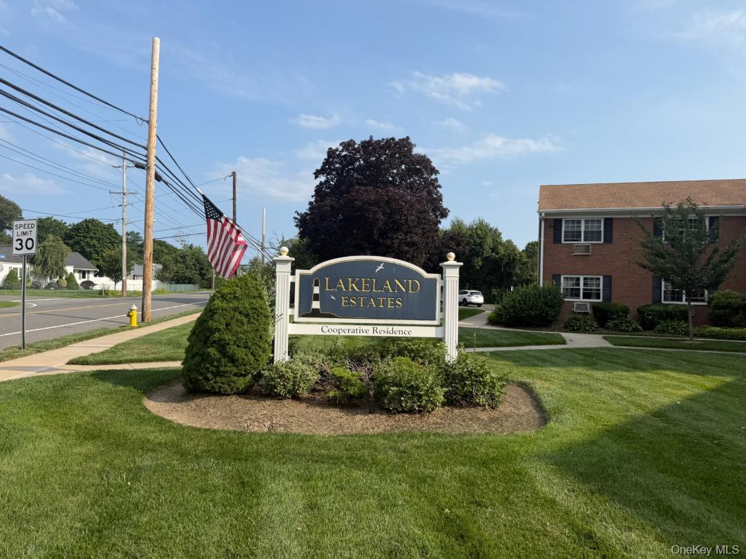 338 Lakeland Avenue, Unit 6 E photo 3