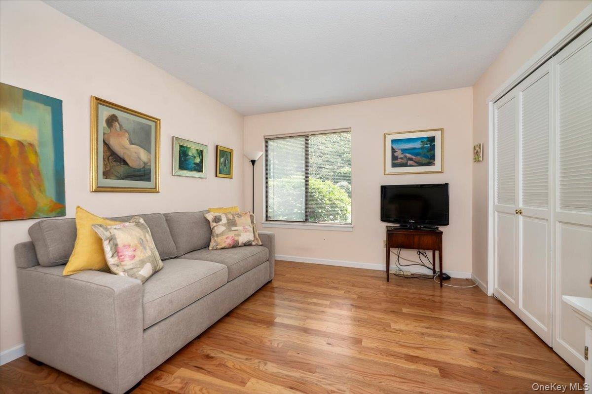 456 Heritage Hills, Unit B photo 16